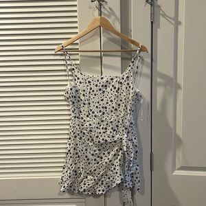 PRINCESS POLLY white dress with blue dots US Size 2